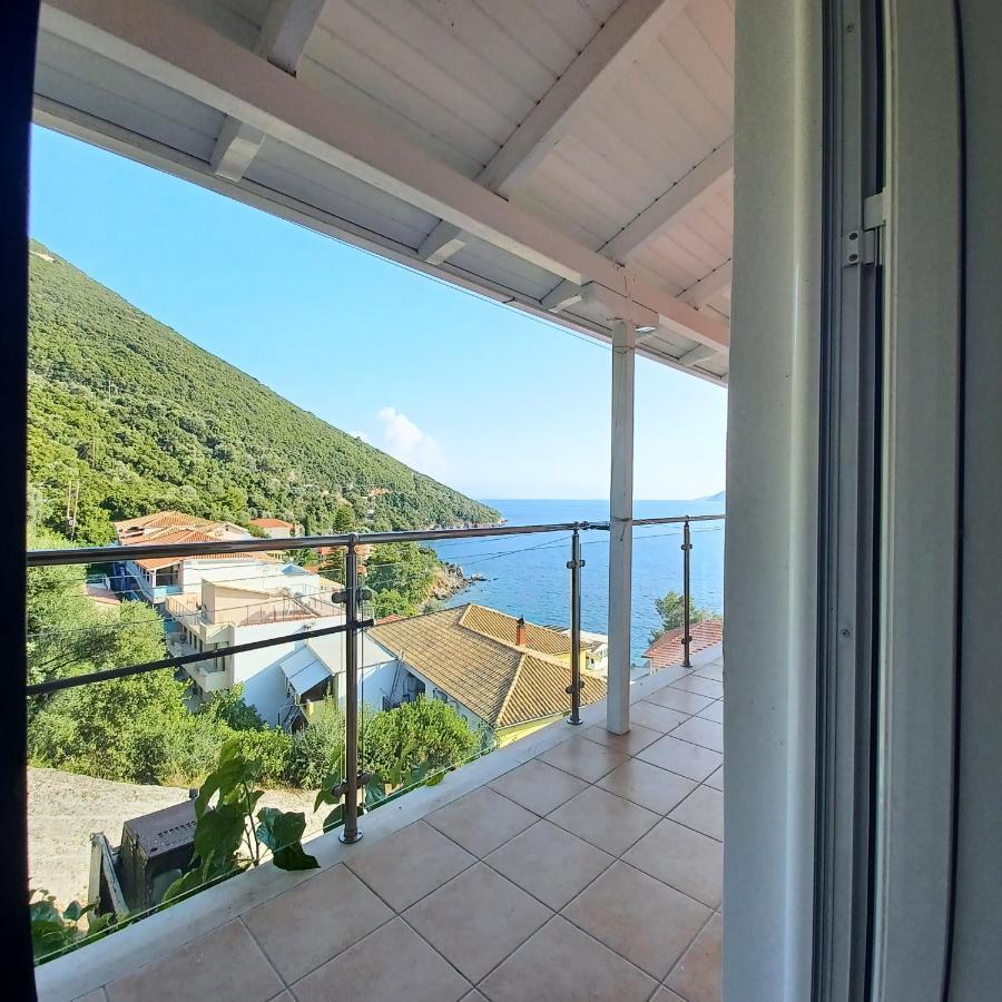 Penthouse Vasiliki (Lefkada)