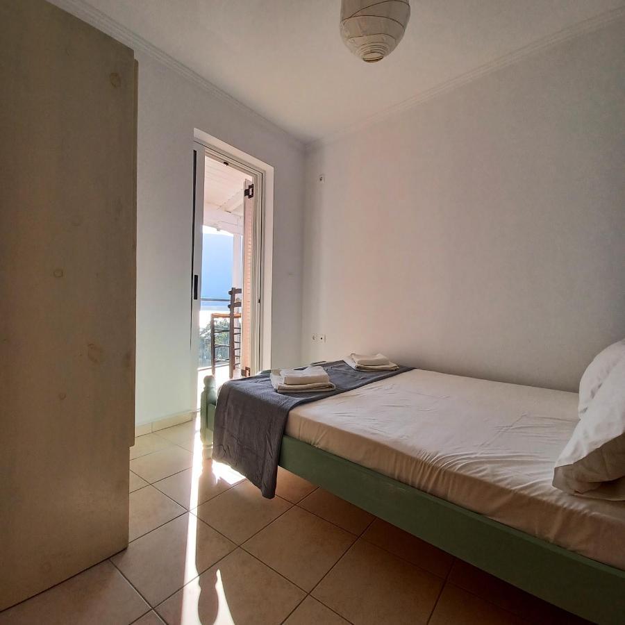 Penthouse Vasiliki (Lefkada)