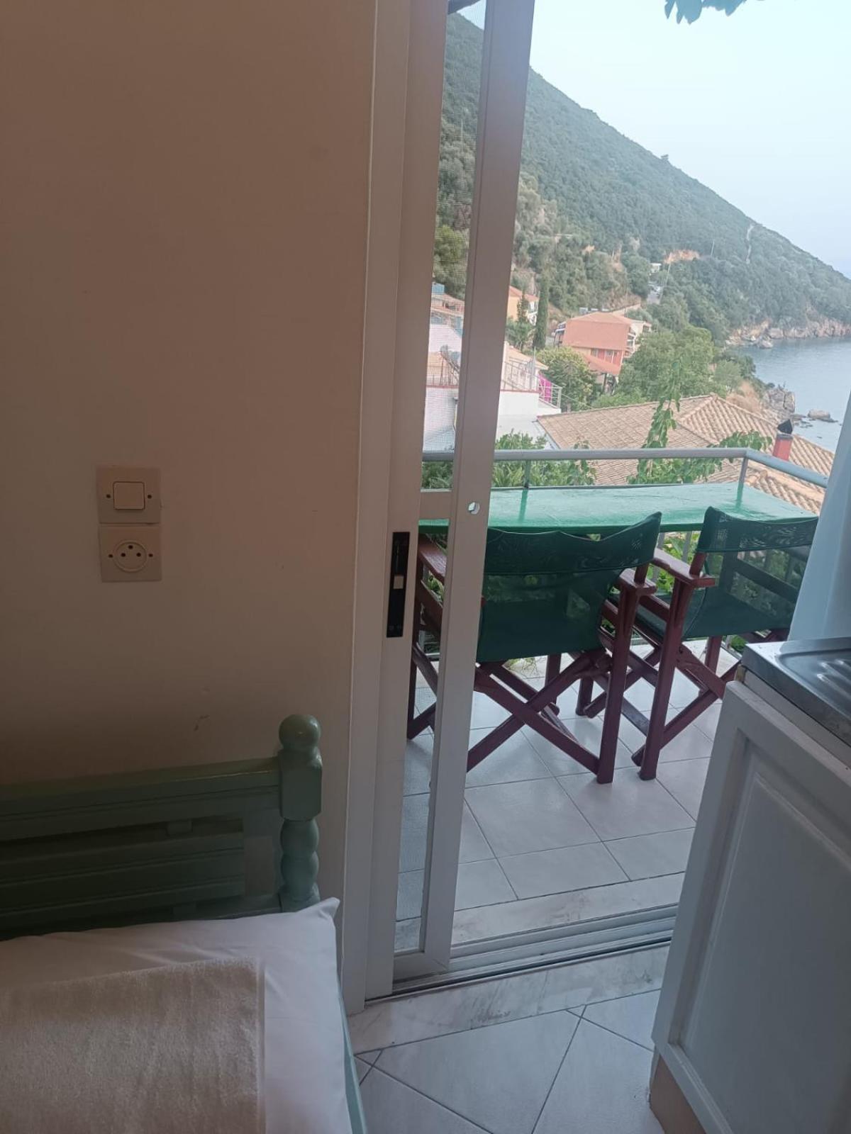 Apartment Penthouse Vasiliki (Lefkada)